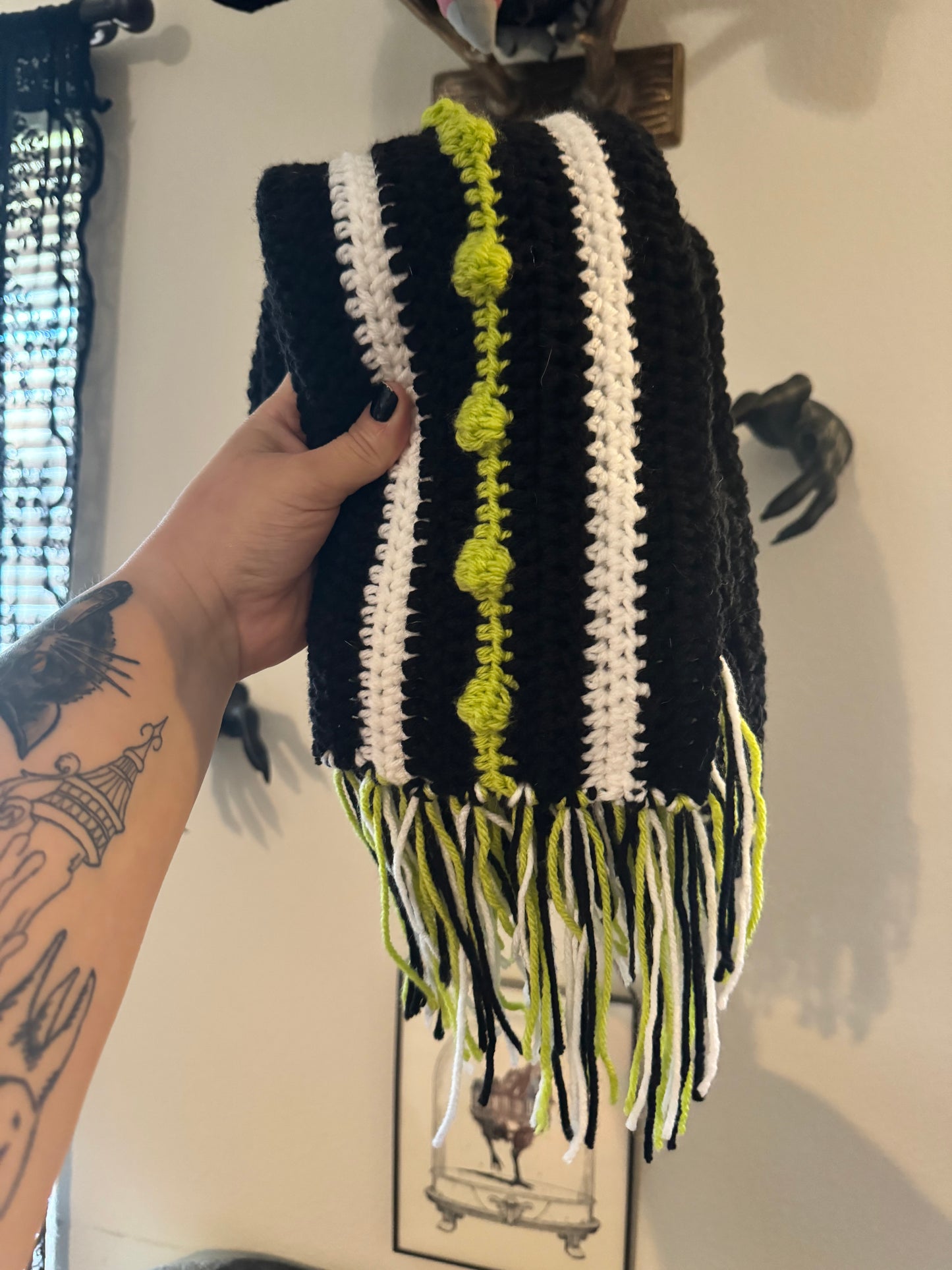 Show time scarf